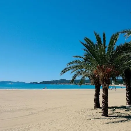 Appartement 4 Pers Bord De Clim Et Parking Le Lavandou