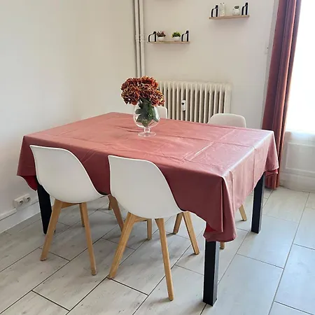 4 Pers Bord De Clim Et Parking Appartement Le Lavandou